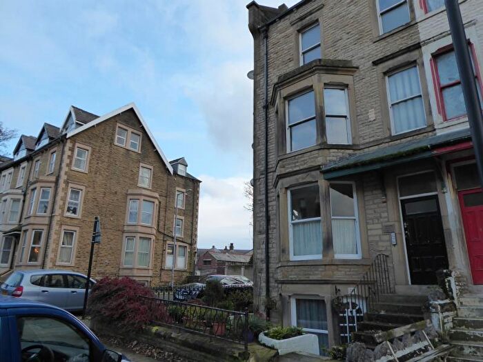 Flat To Rent In West End Road, Morecambe, LA4