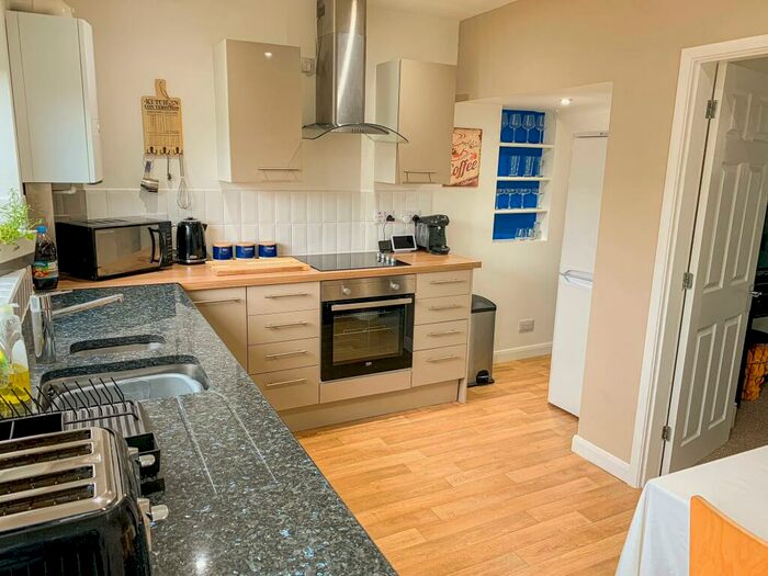 3 Bedroom Terraced House To Rent In Holly Street, Lincoln, LN5