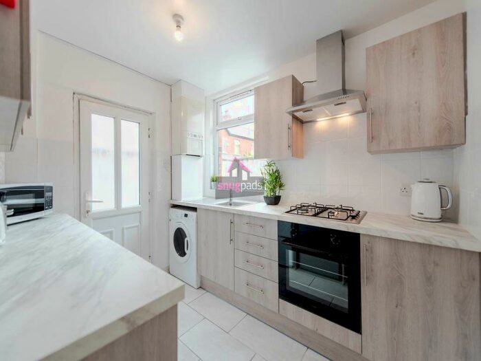 3 Bedroom House To Rent In Doveleys Road, Salford, M6