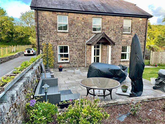 4 Bedroom Detached House For Sale In Carmel, Llanelli, Carmarthenshire., SA14