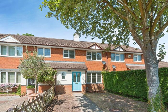 3 Bedroom Terraced House For Sale In St. Thomas Close, Basingstoke, Hampshire, RG21