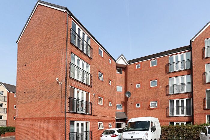 2 Bedroom Flat To Rent In Terret Close, Walsall, West Midlands, WS1