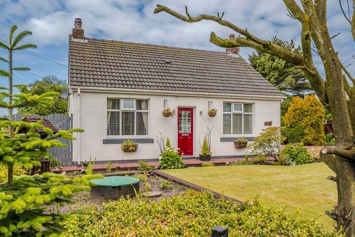 2 Bedroom Detached Bungalow For Sale In Plex Moss Lane, Ormskirk, L39