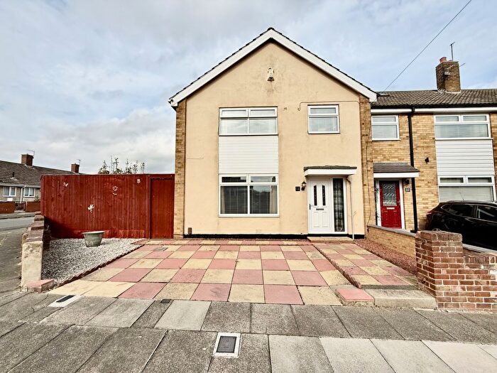 4 Bedroom End Of Terrace House For Sale In Macaulay Road, Hartlepool, County Durham, TS25