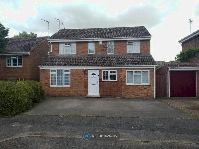 4 Bedroom Detached House To Rent In Gogh Road, Aylesbury, HP19