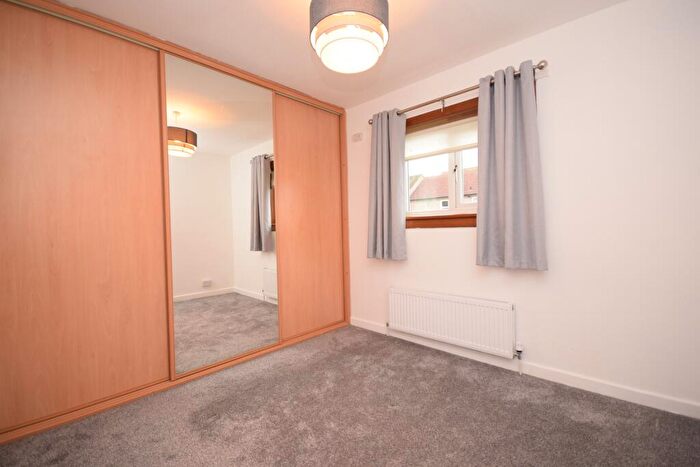2 Bedroom Semi-Detached House For Sale In Tuphall Road, Hamilton, ML3