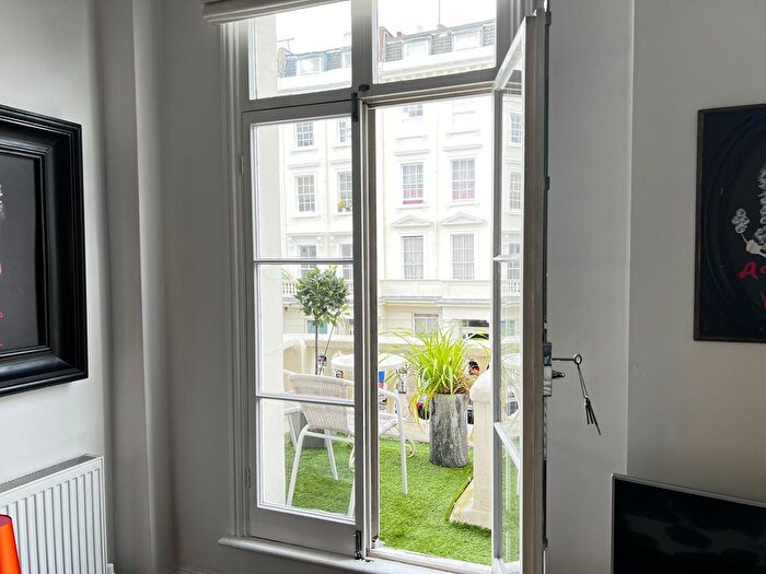 1 Bedroom Flat To Rent In Sutherland Street, London, SW1V