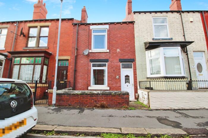 2 Bedroom Terraced House For Sale In Wauchope Street, Wakefield, WF2