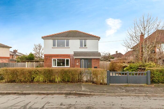 3 Bedroom Detached House For Sale In Central Road, Rudheath, Northwich, Cheshire, CW9