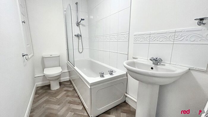 2 Bedroom Detached House To Rent In Nant Y Garn, Risca, Newport, NP11