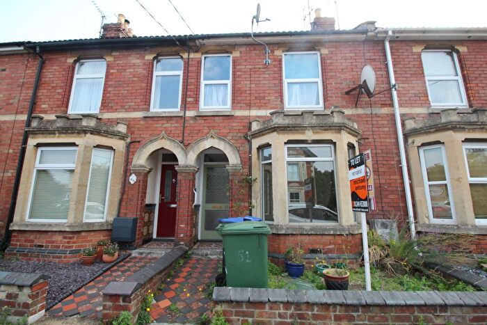 2 Bedroom Flat To Rent In Malmesbury Road, Chippenham, SN15