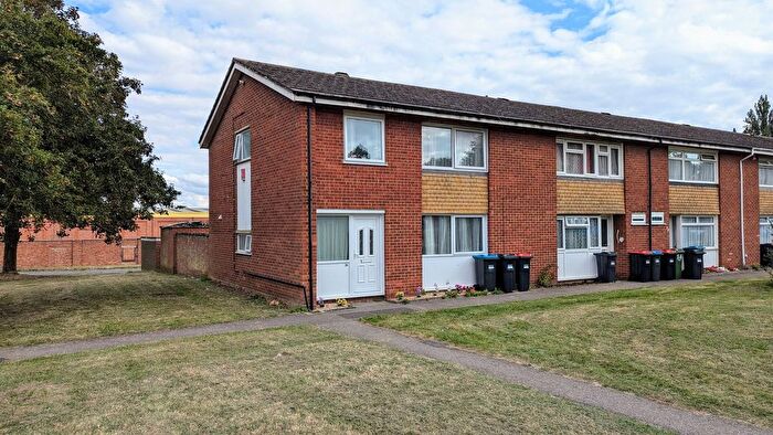 4 Bedroom End Of Terrace House To Rent In St. Georges Way, Wolverton, MK12