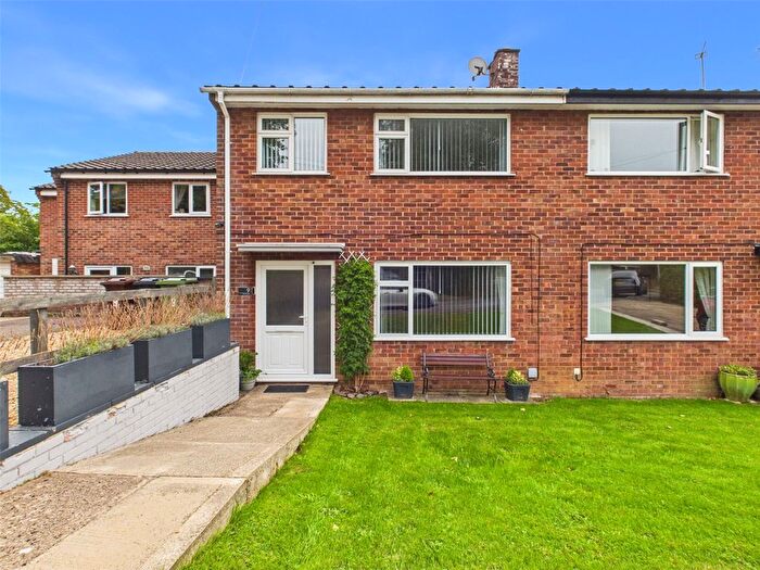 3 Bedroom Semi Detached House For Sale In The Chase, Cashes Green, Stroud, Gloucestershire, GL5