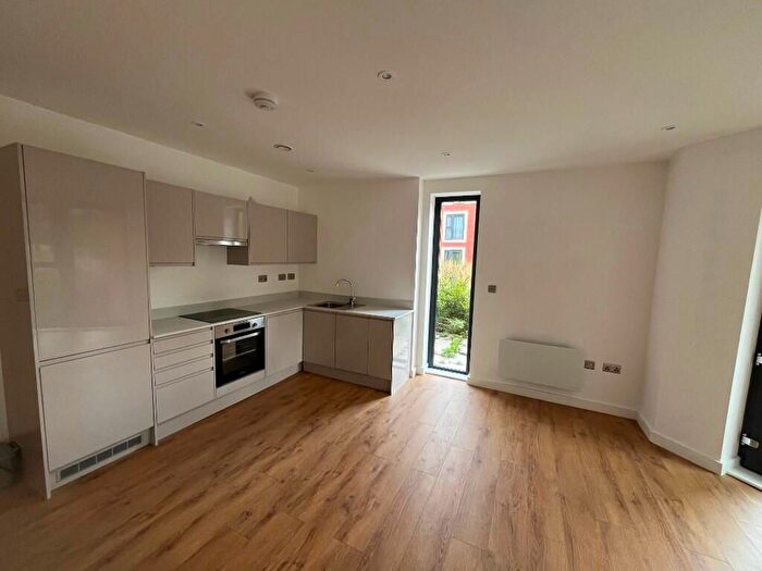 1 Bedroom Flat To Rent In Thackeray Lane, Godalming, GU7