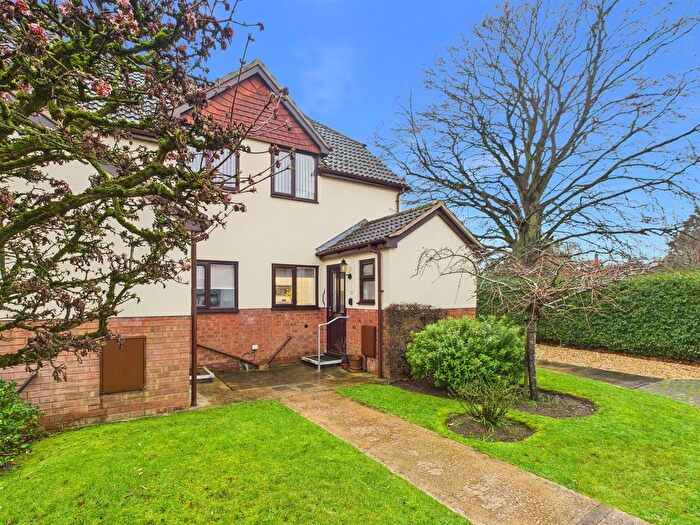 2 Bedroom Semi Detached House For Sale In Church Road, Churchdown, Gloucester, GL3