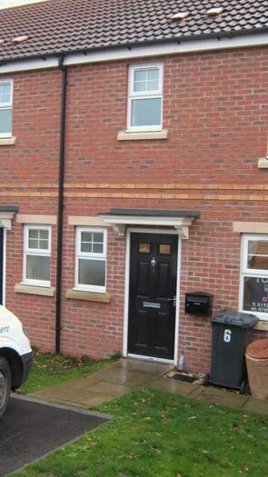 3 Bedroom Terraced House To Rent In Cherry Blossom Ct, Lincoln, LN6