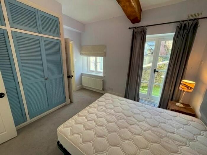 2 Bedroom Cottage To Rent In Clarence Street, Dartmouth, TQ6