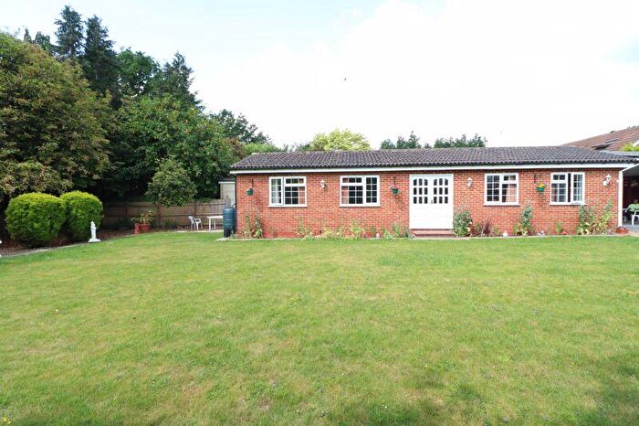 1 Bedroom Bungalow To Rent In Annex, Wexham Park Lane, SL3