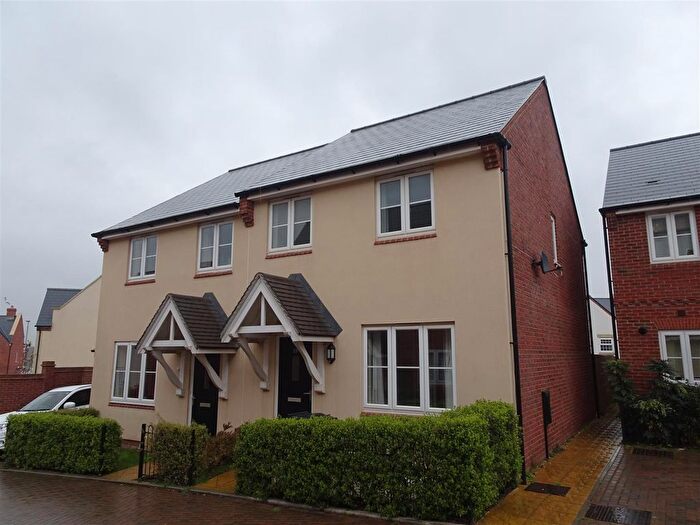 3 Bedroom Property To Rent In Gregorys Crescent, Wellington, TA21