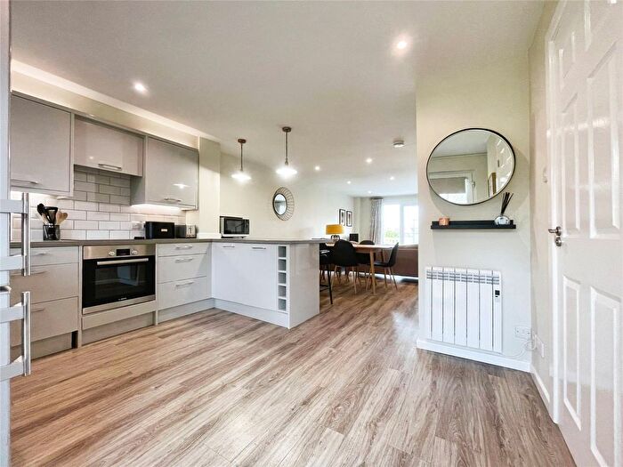3 Bedroom Terraced House For Sale In Spine Road, South Cerney, Cirencester, Gloucestershire, GL7