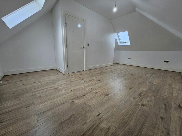 4 Bedroom End Of Terrace House To Rent In Pembroke Road, Seven Kings, Ilford, IG3