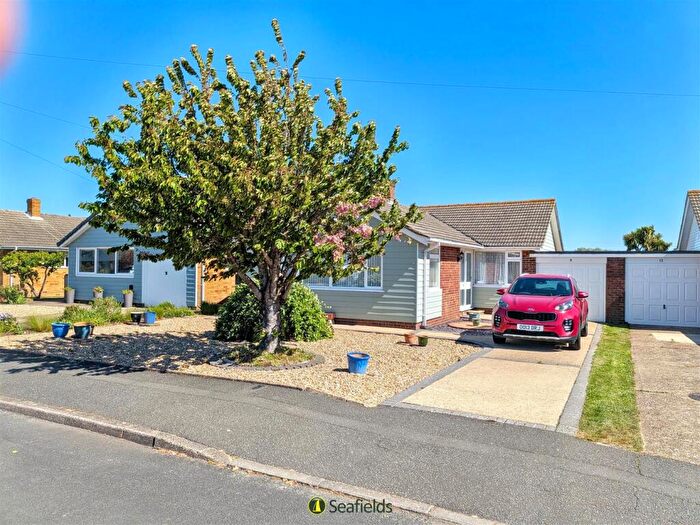 3 Bedroom Detached Bungalow For Sale In Ashtree Way, Seaview, PO34