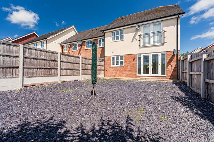 2 Bedroom Flat For Sale In Gwel Yr Afon, Llandudno Junction, LL31