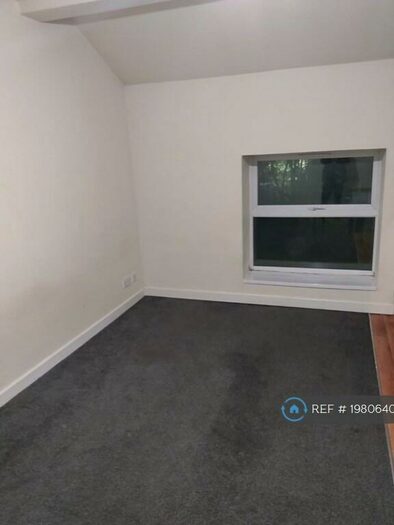 1 Bedroom Flat To Rent In Rawtenstall, Rawtenstall, BB4