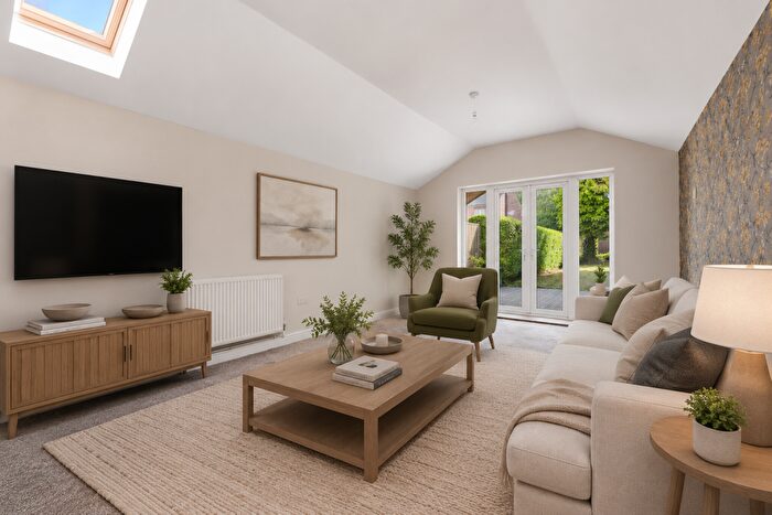 3 Bedroom Semi-Detached House For Sale In Southwell Road East, Rainworth, NG21