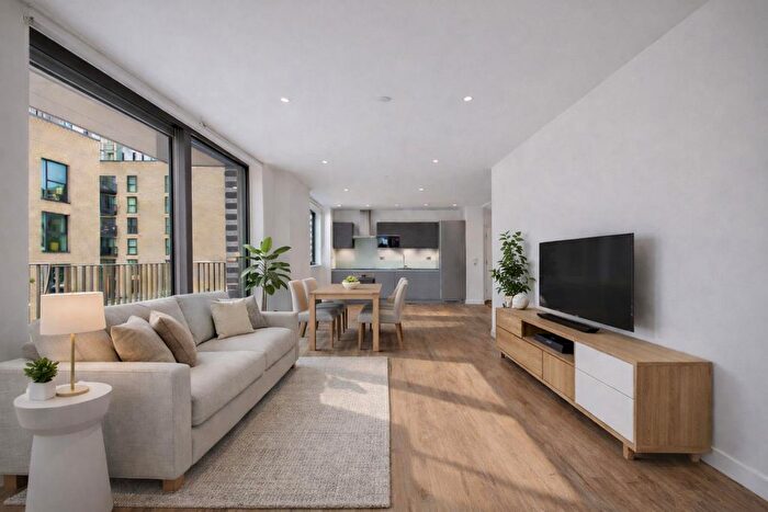 2 Bedroom Flat To Rent In Vanguard Way, London, E17