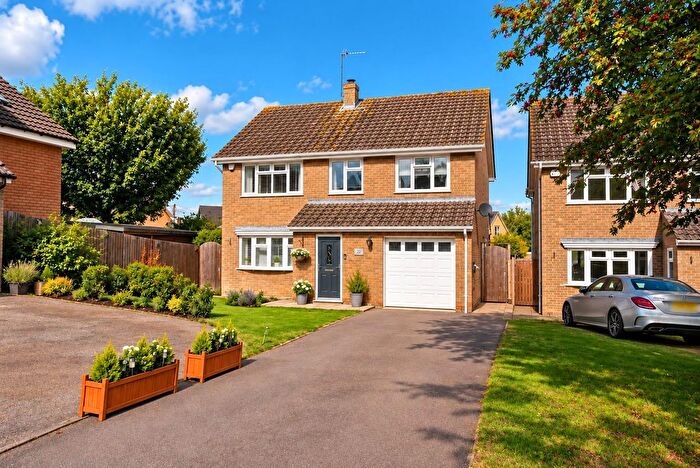 4 Bedroom Detached House For Sale In Bridge Meadow, Denton, Northampton, NN7