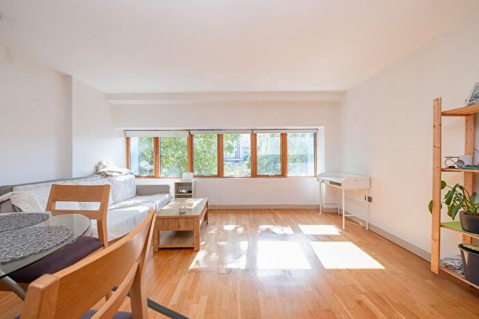 2 Bedroom Flat For Sale In St. James Barton, City Centre, BS1