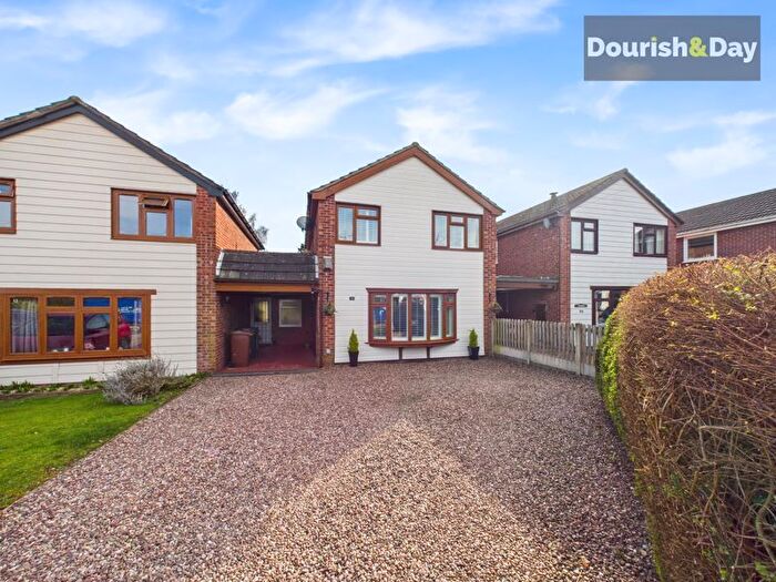 3 Bedroom Detached House For Sale In Wharf Road, Gnosall, Staffordshire, ST20