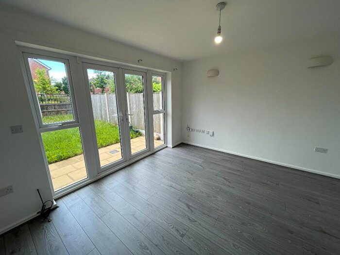 2 Bedroom End Of Terrace House To Rent In Nile Street, Rochdale, Greater Manchester, OL16