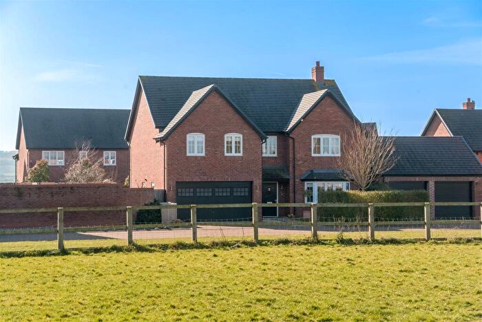 5 Bedroom Detached House For Sale In Riley Walk, Newbold On Stour, Stratford-upon-Avon, CV37