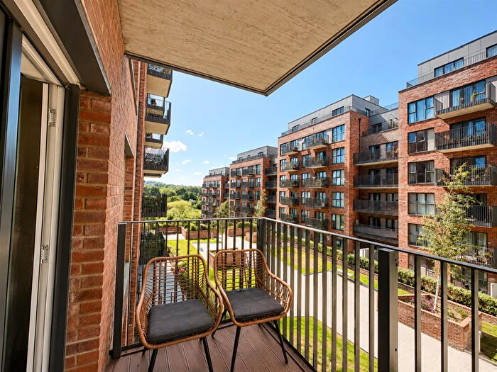 2 Bedroom Apartment For Sale In Adeline Heights, Rosalind Drive, Maidstone, ME14
