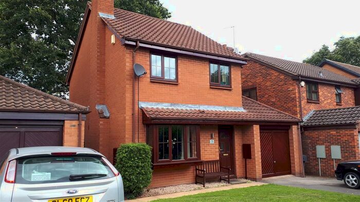 3 Bedroom Detached House To Rent In Alder Way, Bromsgrove, B60
