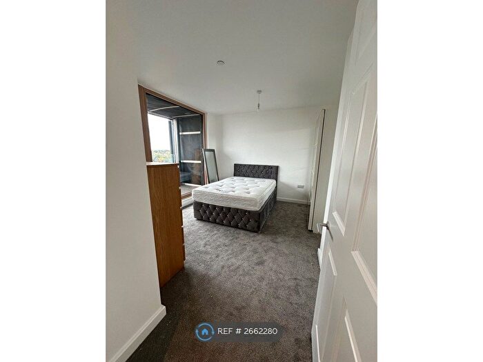 1 Bedroom Flat To Rent In St Marks Square, Bromley, BR2