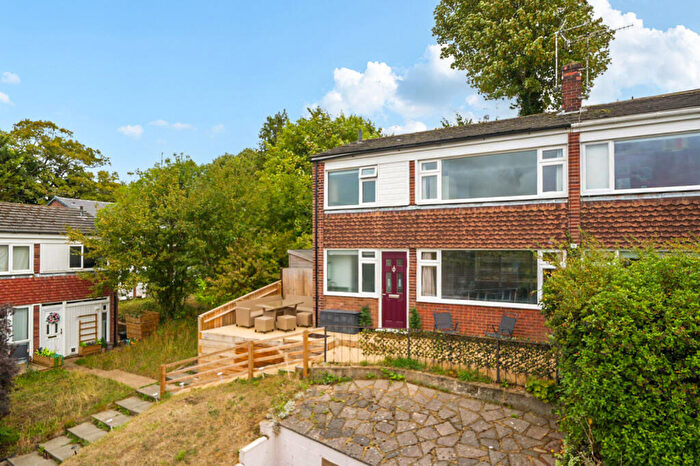 3 Bedroom Semi-Detached House For Sale In Broadlands Avenue, Chesham, HP5