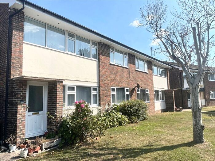 2 Bedroom Flat To Rent In Elm Place, Rustington, Littlehampton, BN16