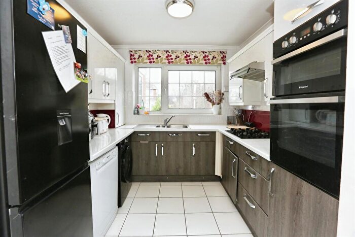 3 Bedroom Terraced House For Sale In Hanbidge Crescent, Gosport, PO13