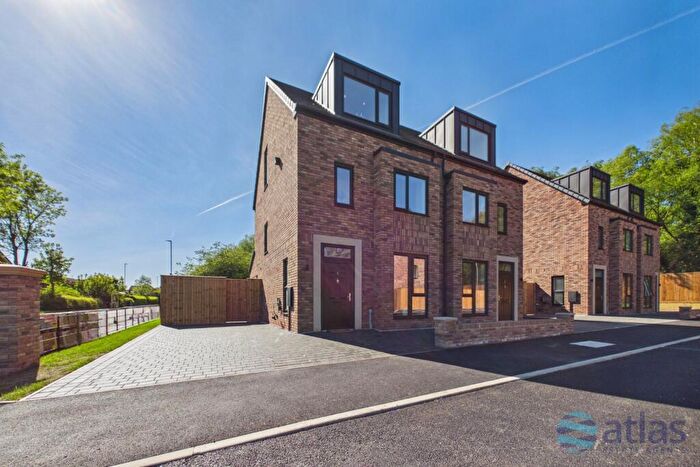3 Bedroom Semi Detached House For Sale In The Dales, Halewood, L26