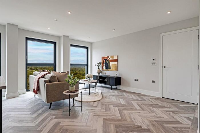 1 Bedroom Flat For Sale In Plot, One One Six, Cockfosters, EN4