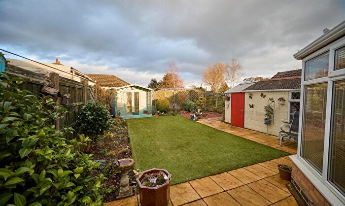 2 Bedroom Semi-Detached Bungalow For Sale In Greenwood Road, Stoke Golding, CV13