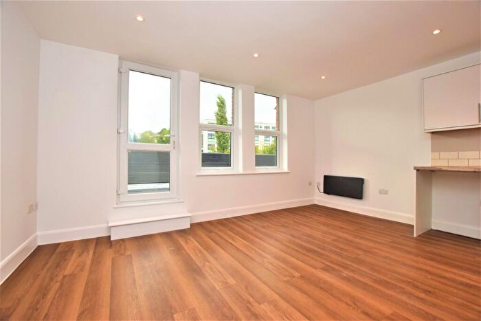 1 Bedroom Flat To Rent In Dartmouth Road London, SE23