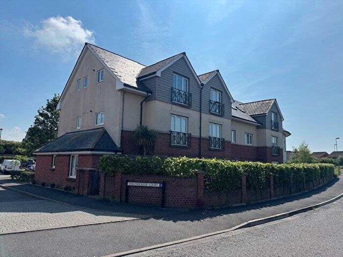 2 Bedroom Apartment To Rent In Holzwickede Court, DT3