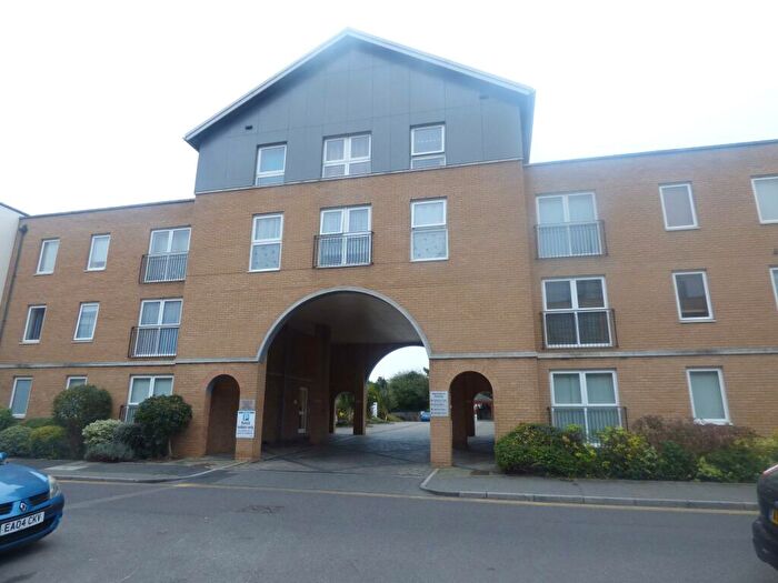 1 Bedroom Flat To Rent In Vantage Court, Kenway, Southend-on-Sea, SS2
