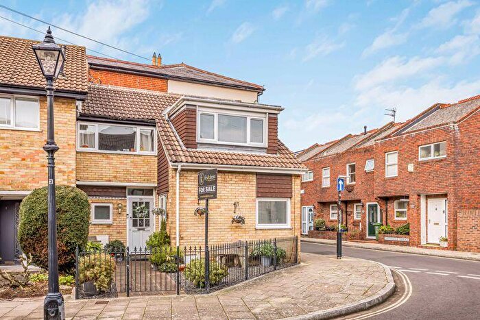 2 Bedroom End Of Terrace House For Sale In Penny Street, Old Portsmouth, PO1