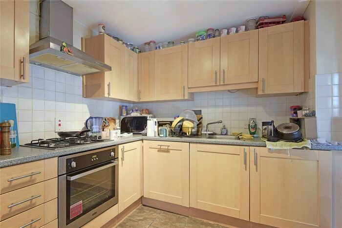 1 Bedroom Flat To Rent In Whitsters House, Gainsford Street, SE1