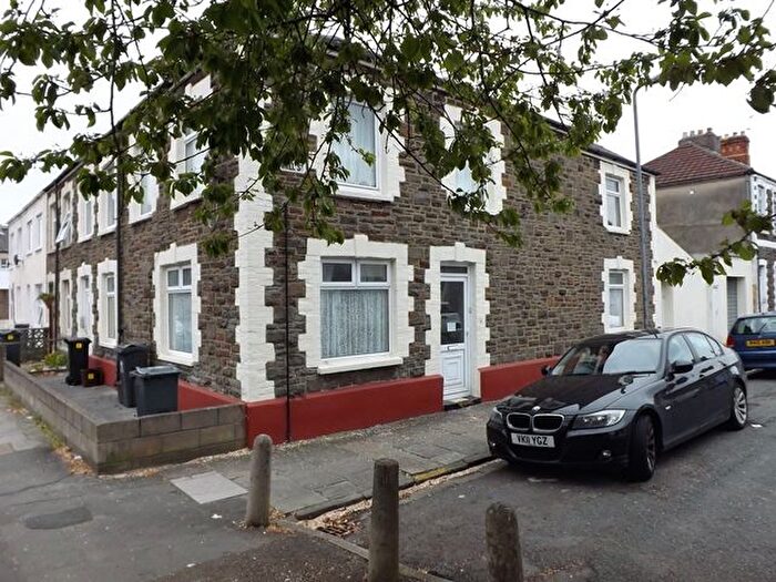 1 Bedroom Flat To Rent In Woodville Road, Cathays, Cardiff, CF24